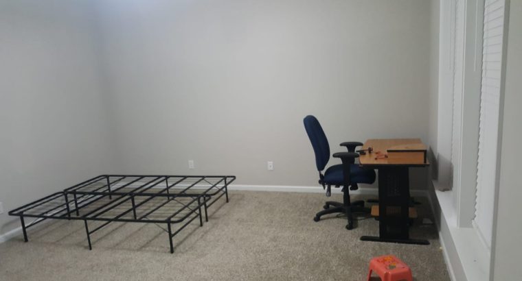 Female Only MasterBedroom for rent