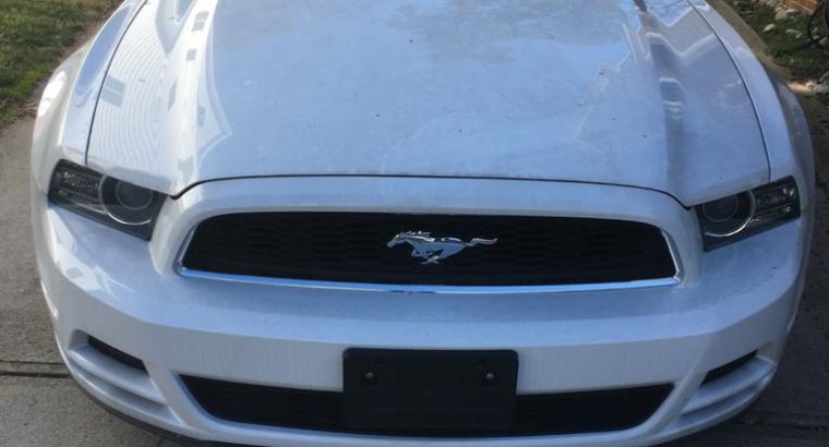 2014 Ford Mustang 2 door convertible