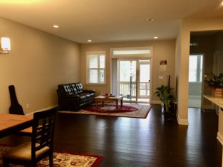 $2,200 – 4 Bed 3 Bath Townhome West Cary