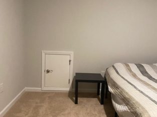 Room available for rent April 1