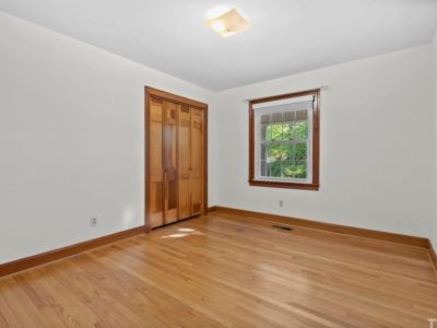 1 Master Bedroom w/ attached bath in N. Ralei