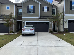 Townhouse available for rent, deercreek apex